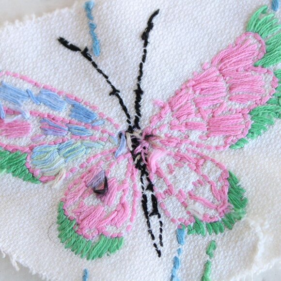 Vintage Patch, Butterfly Embroidered Applique Pink Blue Green on White - Picture 8 of 9